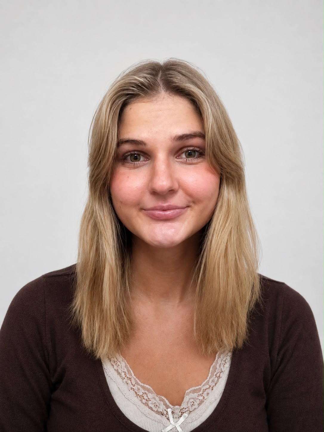 Kontakty 2 Lara Schwung